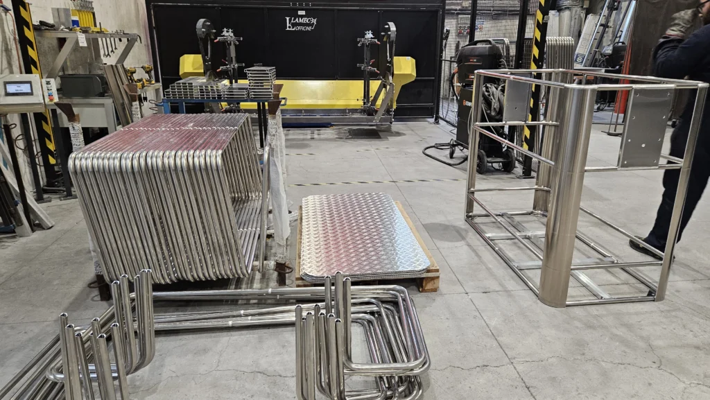 Reparto saldatura robotizzata Lamec officine