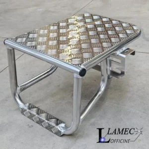 Scaletta in alluminio con lavorazione tubi tondi piegati – LAMEC Officine