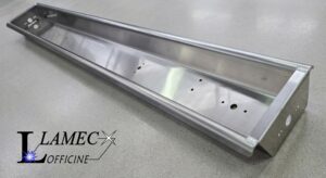 Paraurti in alluminio taglio laser e piegatura cnc con saldatura ISO 3834-2 da Lamec Officine (FC)