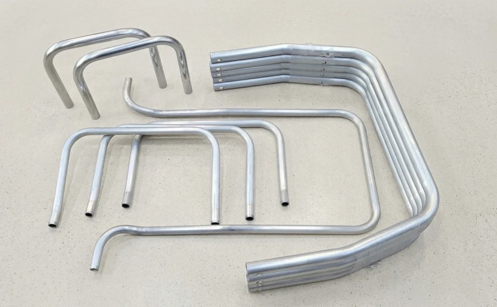 tubi in alluminio curvati piegati da Lamec Officine (FC)